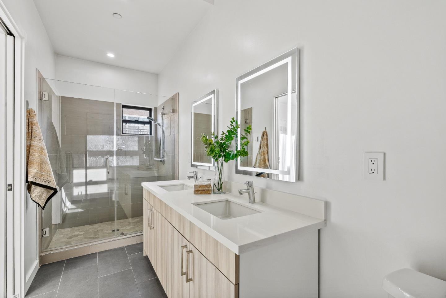 908 Woodside Road Redwood City, CA 94061 - Photo 19 of 26 a bathroom with a sink and a mirror