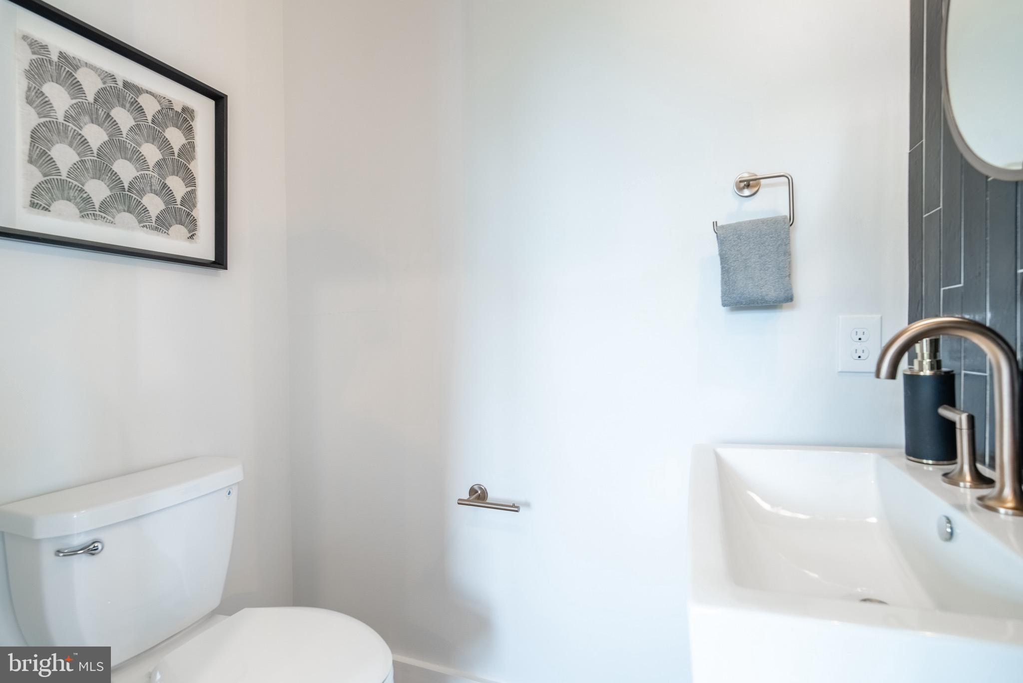 751 Columbia Road Northwest, Unit 2 Washington, DC 20001 - Photo 13 of 33 Gallery Image 13