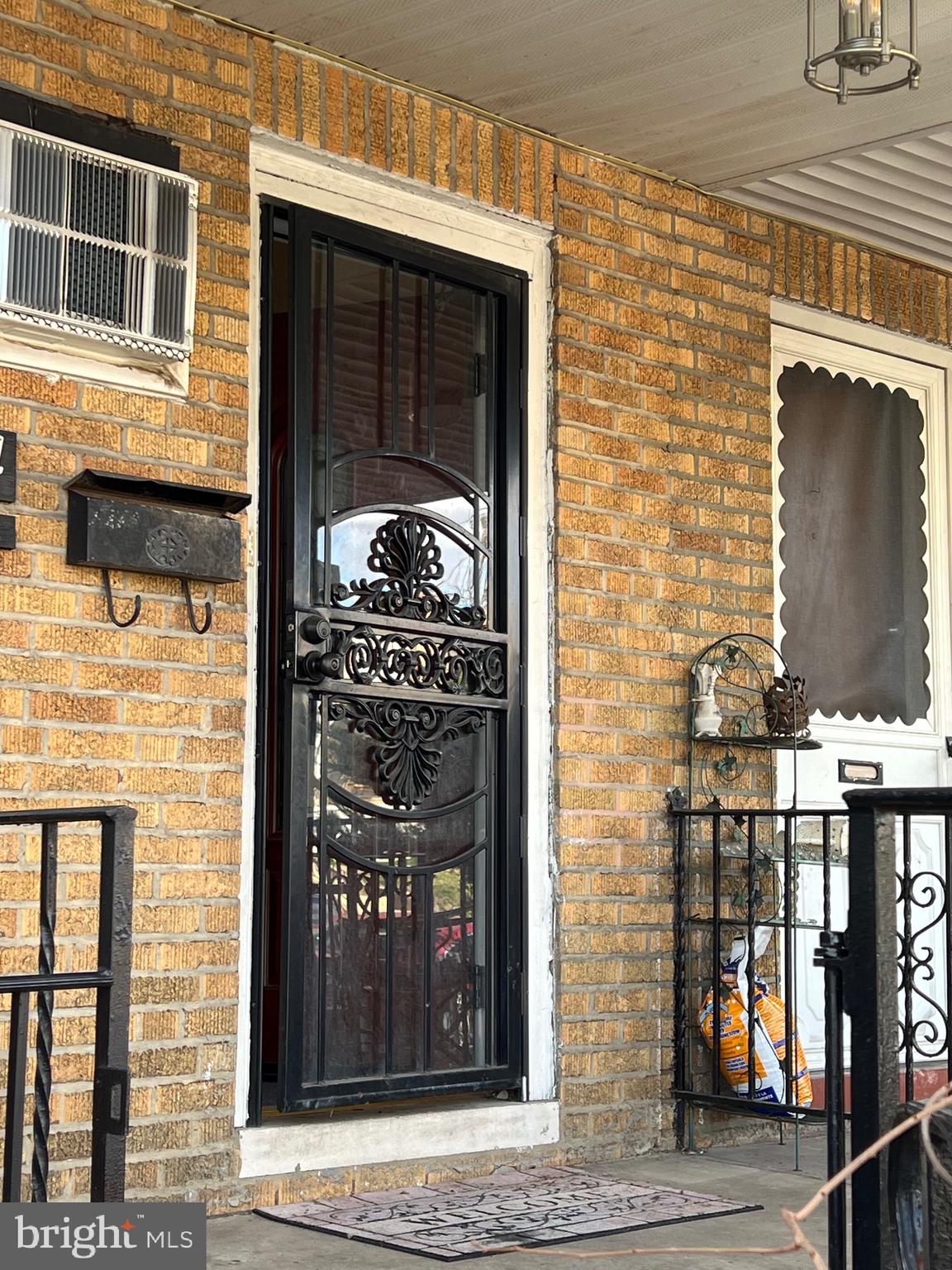 1144 Atwood Road Philadelphia, PA 19151 - Photo 3 of 12