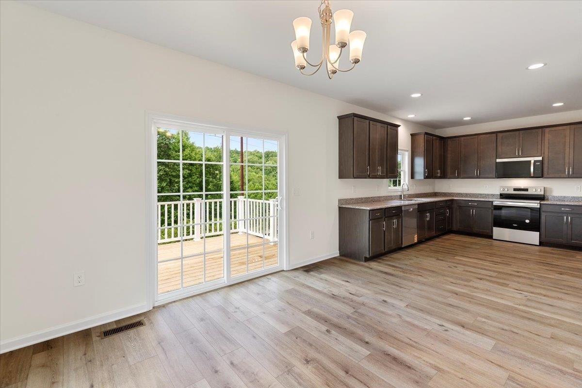 1491 Walnut Ridge Road Christiansburg, VA 24073 - Photo 12 of 59 Gallery Image 12