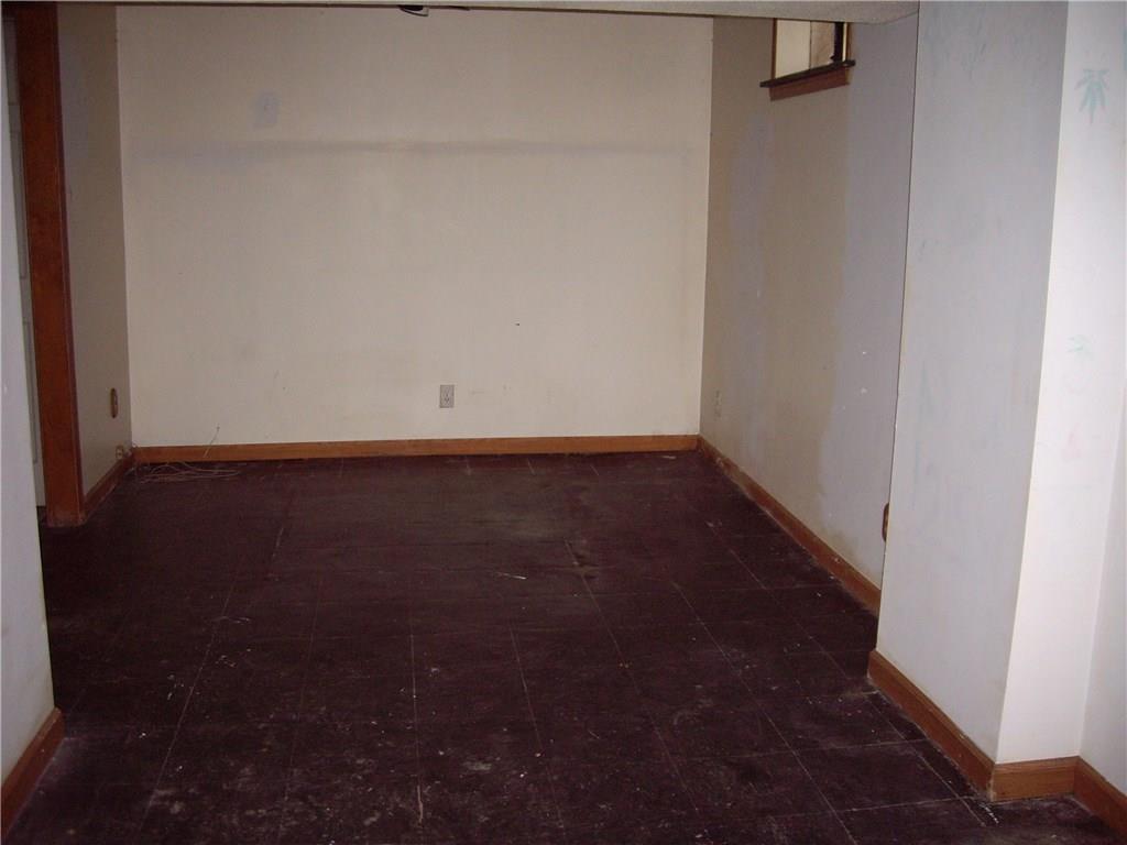 475 Country Club Road Washington, PA 15301 - Photo 9 of 14 Gallery Image 9