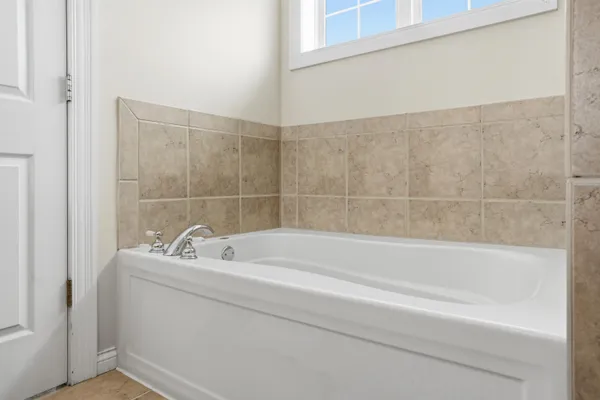 $579,900 | 1144 Mary Ellen Drive, Crown Point, IN 46307
