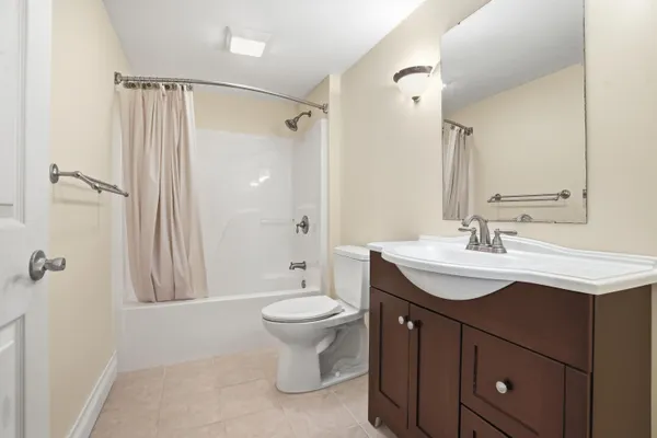$579,900 | 1144 Mary Ellen Drive, Crown Point, IN 46307