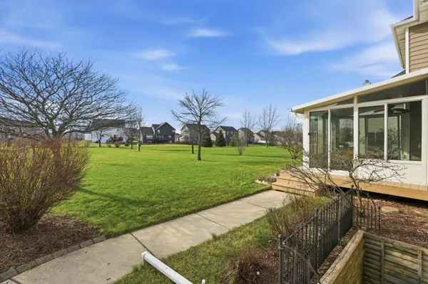 $579,900 | 1144 Mary Ellen Drive, Crown Point, IN 46307