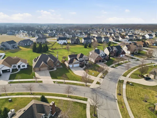 $579,900 | 1144 Mary Ellen Drive, Crown Point, IN 46307
