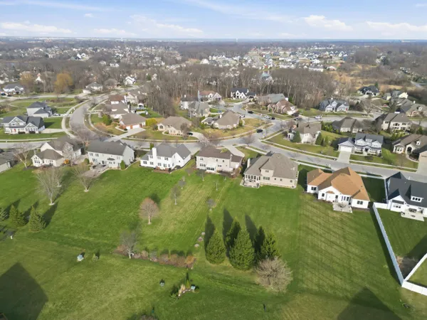 $579,900 | 1144 Mary Ellen Drive, Crown Point, IN 46307