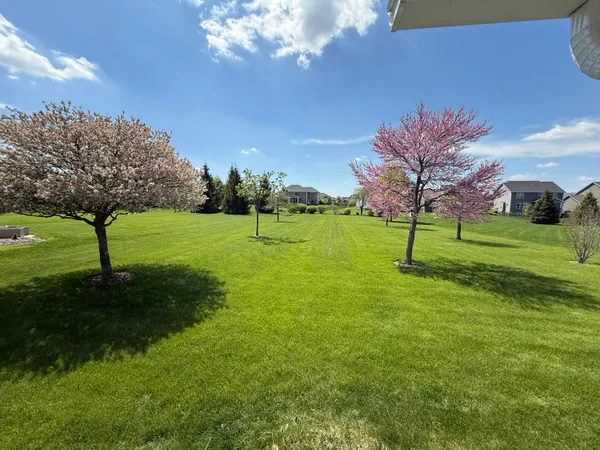 $579,900 | 1144 Mary Ellen Drive, Crown Point, IN 46307