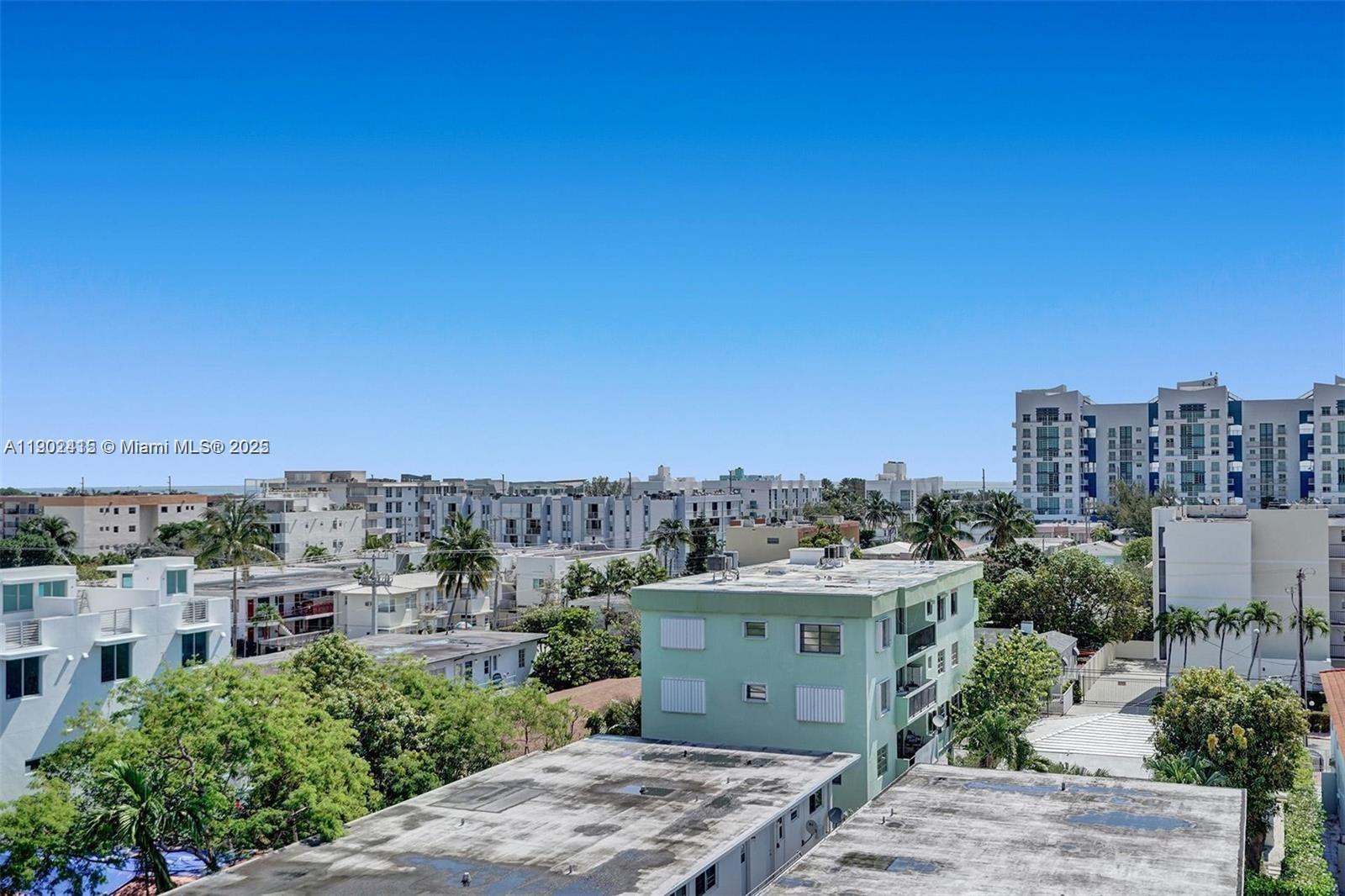7620 Carlyle Avenue, Unit 703 Miami Beach, FL 33141 - Photo 38 of 46 a view of a city