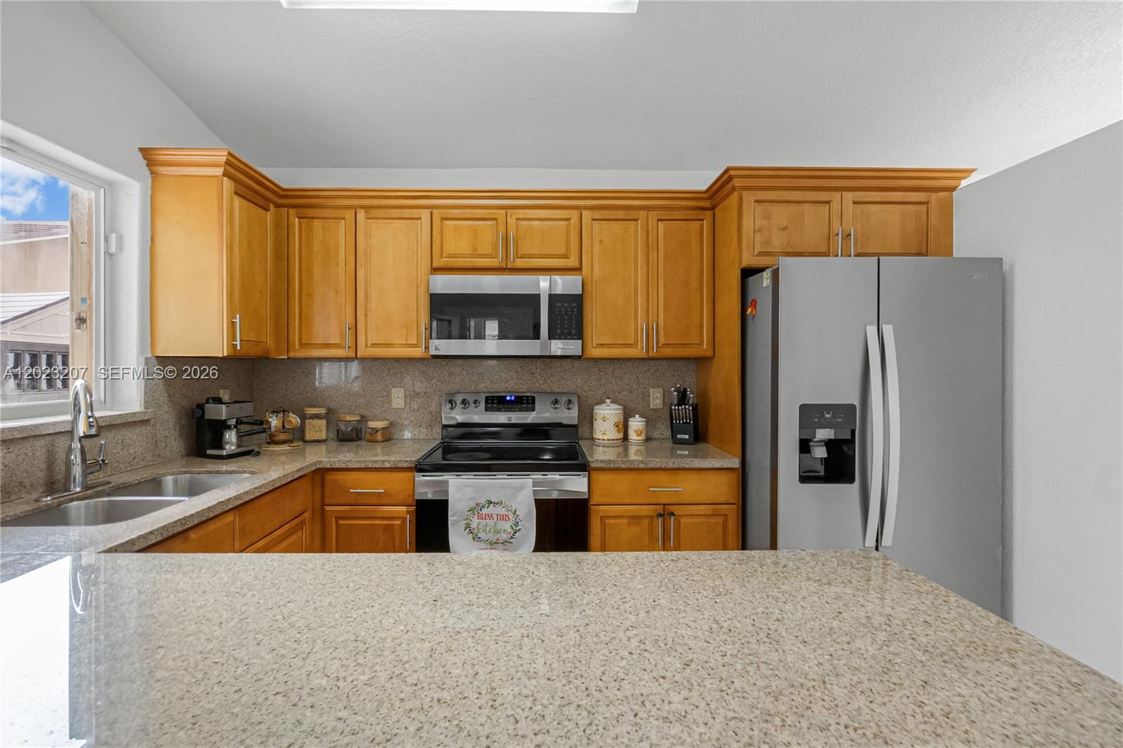 3254 West 78th Street Hialeah, FL 33018 - Photo 3 of 25