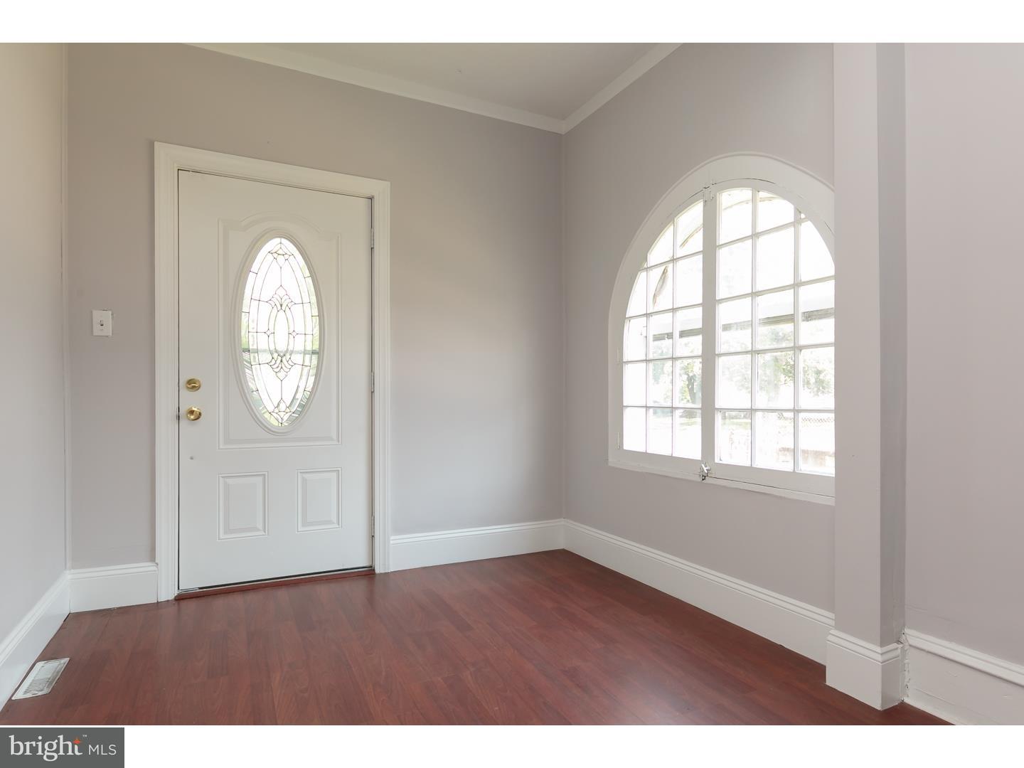 224 East Washington Street Riverside, NJ 08075 - Photo 3 of 23