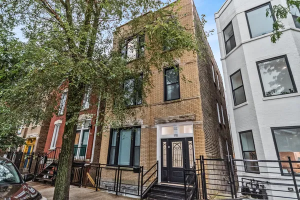 $3,500 | 1721 West Pierce Avenue, Unit 3, Chicago, IL 60622