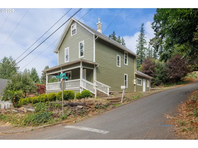a house view with a outdoor space