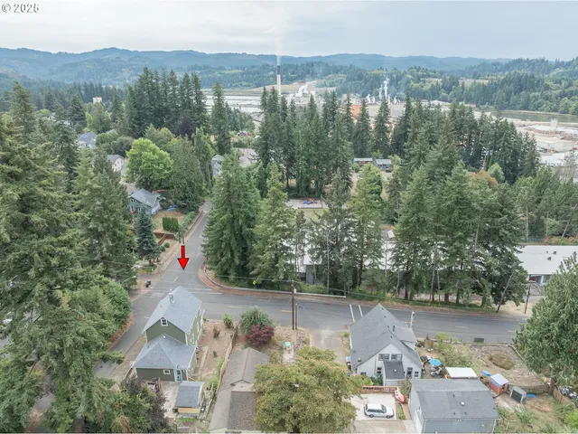 $528,000 | 492 Southeast 3rd Street, Toledo, OR 97391