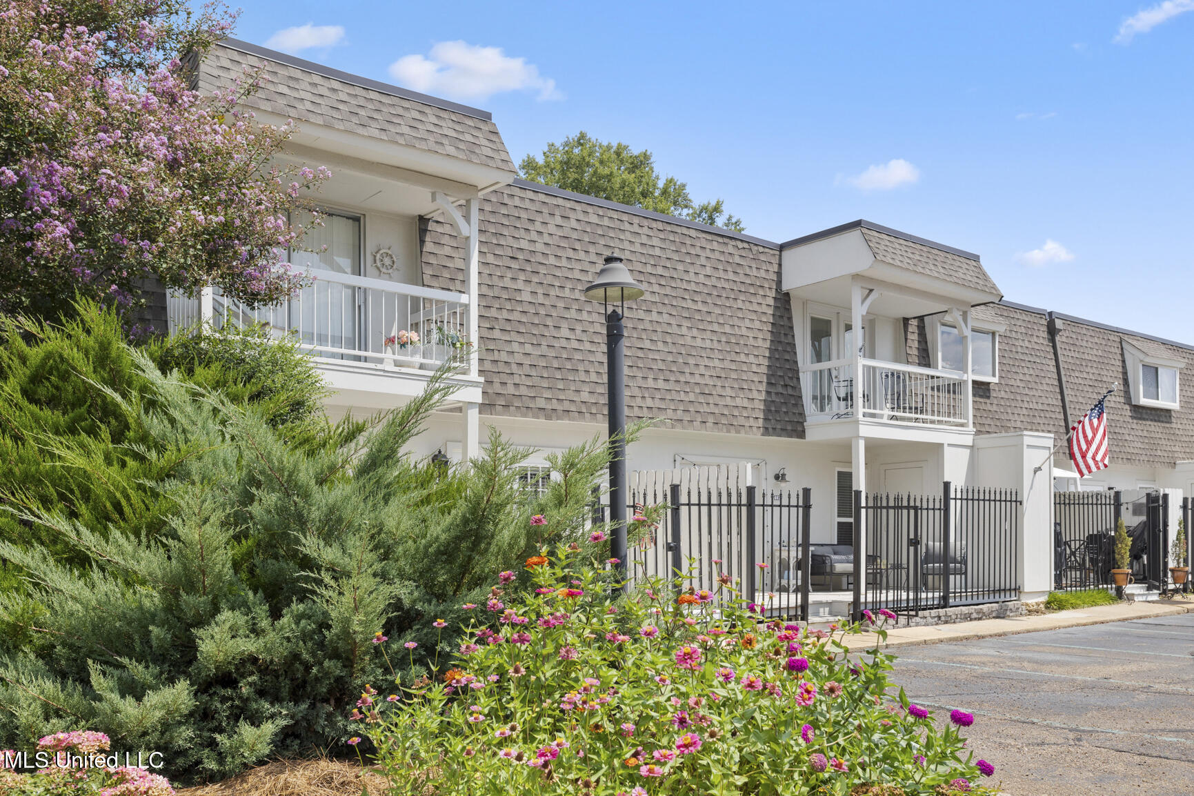550 Post Road, Unit 602 Ridgeland, MS 39157 - Photo 1 of 32 602 Point Clear-26