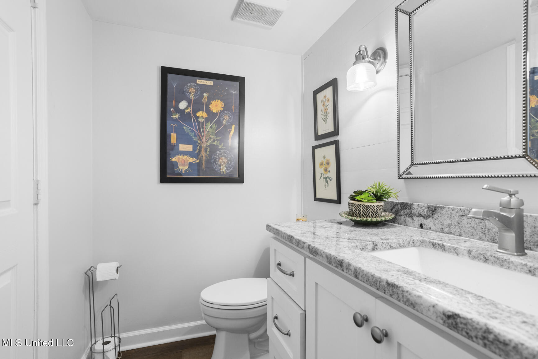 550 Post Road, Unit 602 Ridgeland, MS 39157 - Photo 13 of 32 602 Point Clear-11