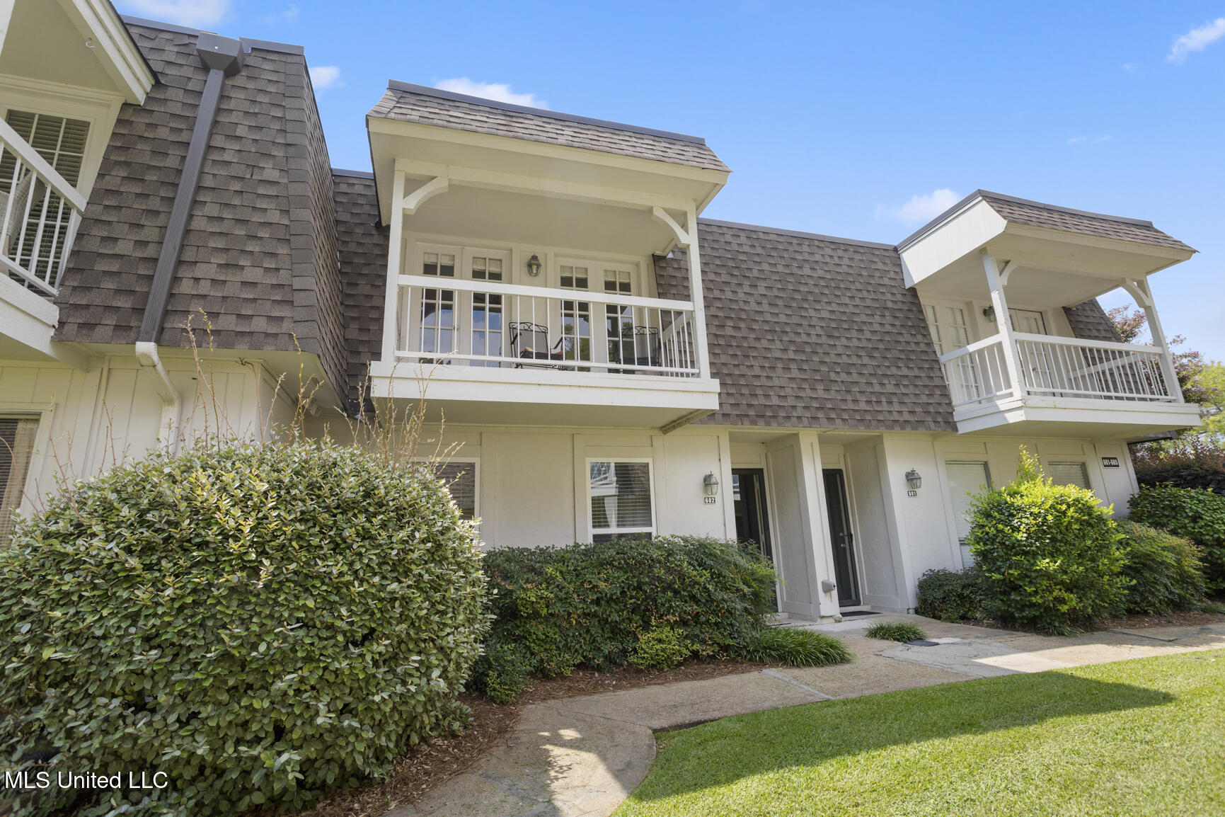 550 Post Road, Unit 602 Ridgeland, MS 39157 - Photo 4 of 32 602 Point Clear-24