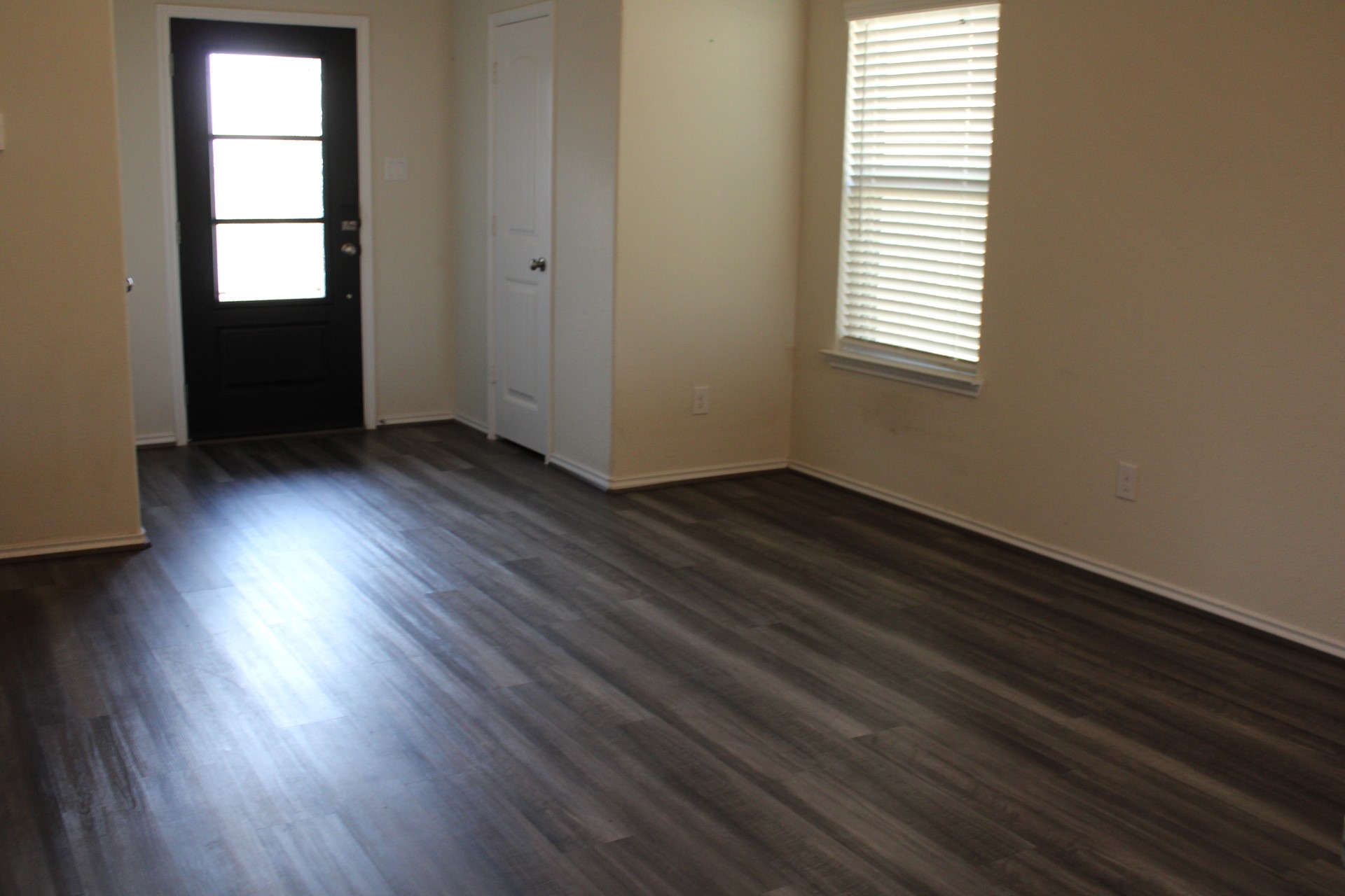 9810 Copper Ranch Trail Richmond, TX 77406 - Photo 2 of 30