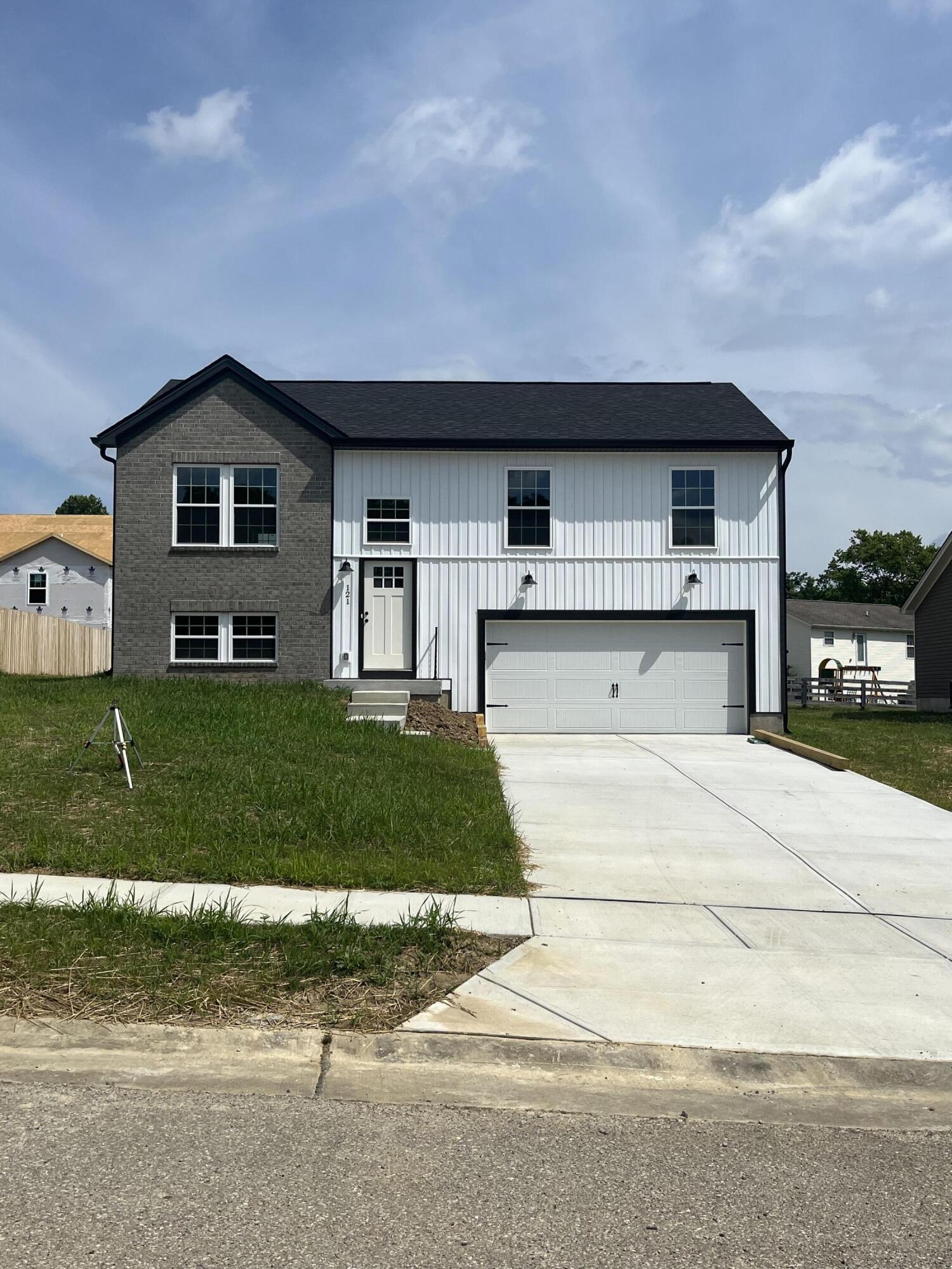 121 Sheffield Drive Dry Ridge, KY 41035 - Photo 2 of 25 Gallery Image 2