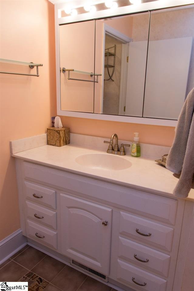 207 Springvale Drive Mauldin, SC 29662 - Photo 14 of 20 Gallery Image 14