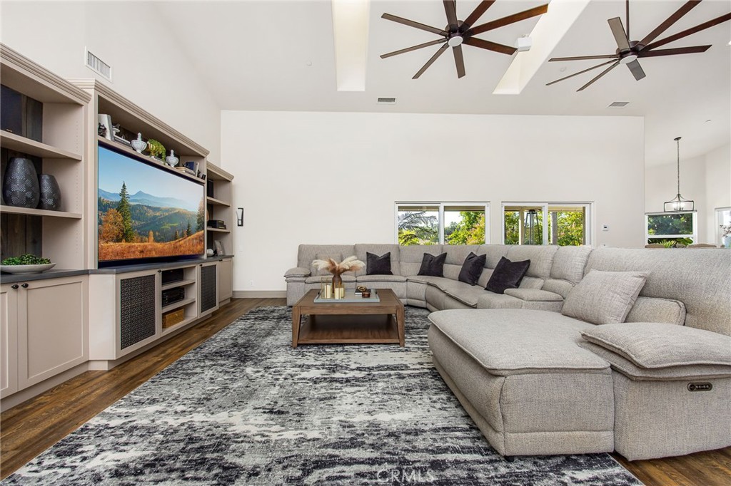 2771 Dos Lomas Fallbrook, CA 92028 - Photo 17 of 68