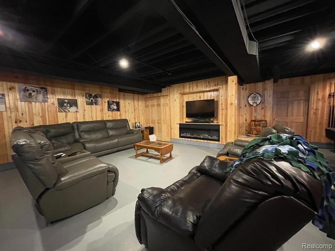 13214 Exeter Road Carleton, MI 48117 - Photo 28 of 38 ext base.jpg