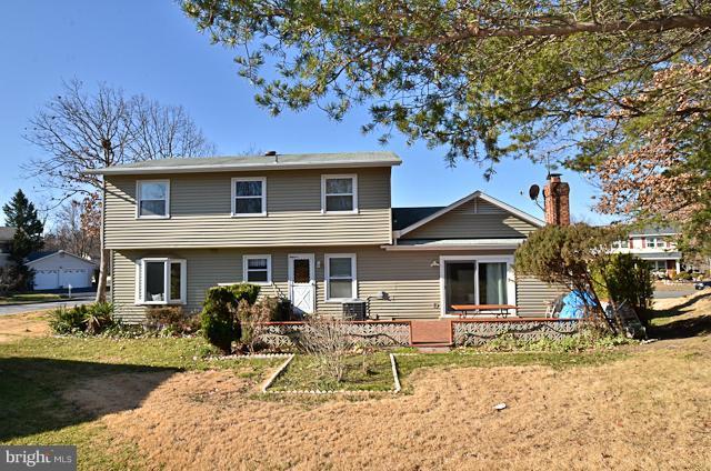 7003 Sontag Way Springfield, VA 22153 - Photo 1 of 30 Exterior (Rear)