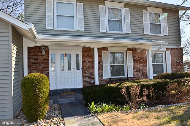 7003 Sontag Way Springfield, VA 22153 - Photo 13 of 30 Exterior (Front)