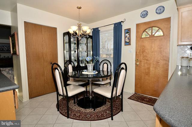 7003 Sontag Way Springfield, VA 22153 - Photo 5 of 30 Kitchen