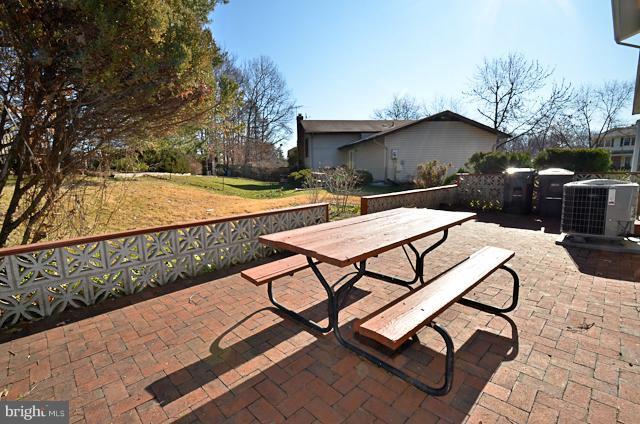7003 Sontag Way Springfield, VA 22153 - Photo 7 of 30 Brick patio