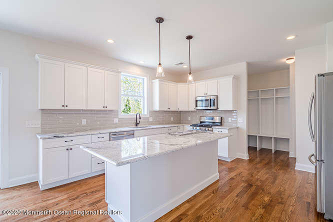 159 Commodore Road Manahawkin, NJ 08050 - Photo 18 of 39 109 Leeward Rd Stafford-small-021-012-10