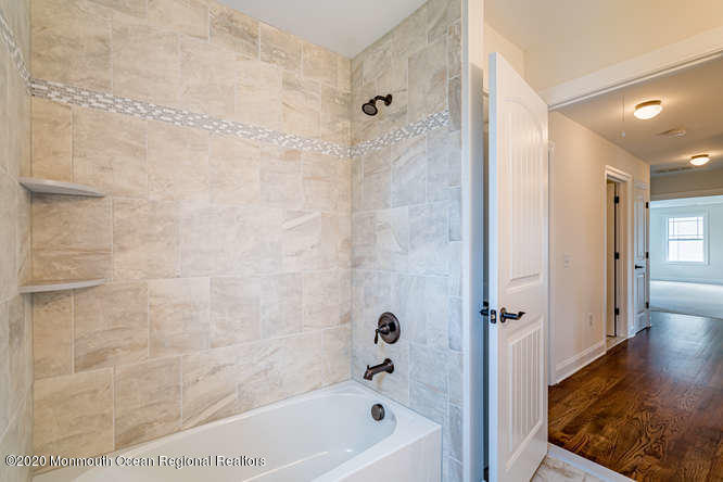 159 Commodore Road Manahawkin, NJ 08050 - Photo 32 of 39 109 Leeward Rd Stafford-small-035-020-10