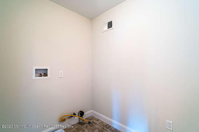 159 Commodore Road Manahawkin, NJ 08050 - Photo 33 of 39 109 Leeward Rd Stafford-small-036-026-10