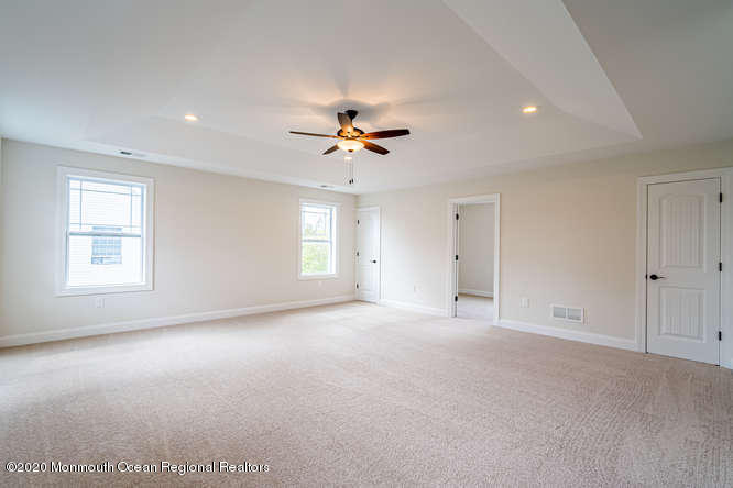 159 Commodore Road Manahawkin, NJ 08050 - Photo 35 of 39 109 Leeward Rd Stafford-small-038-033-10