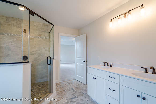 159 Commodore Road Manahawkin, NJ 08050 - Photo 38 of 39 109 Leeward Rd Stafford-small-041-039-10