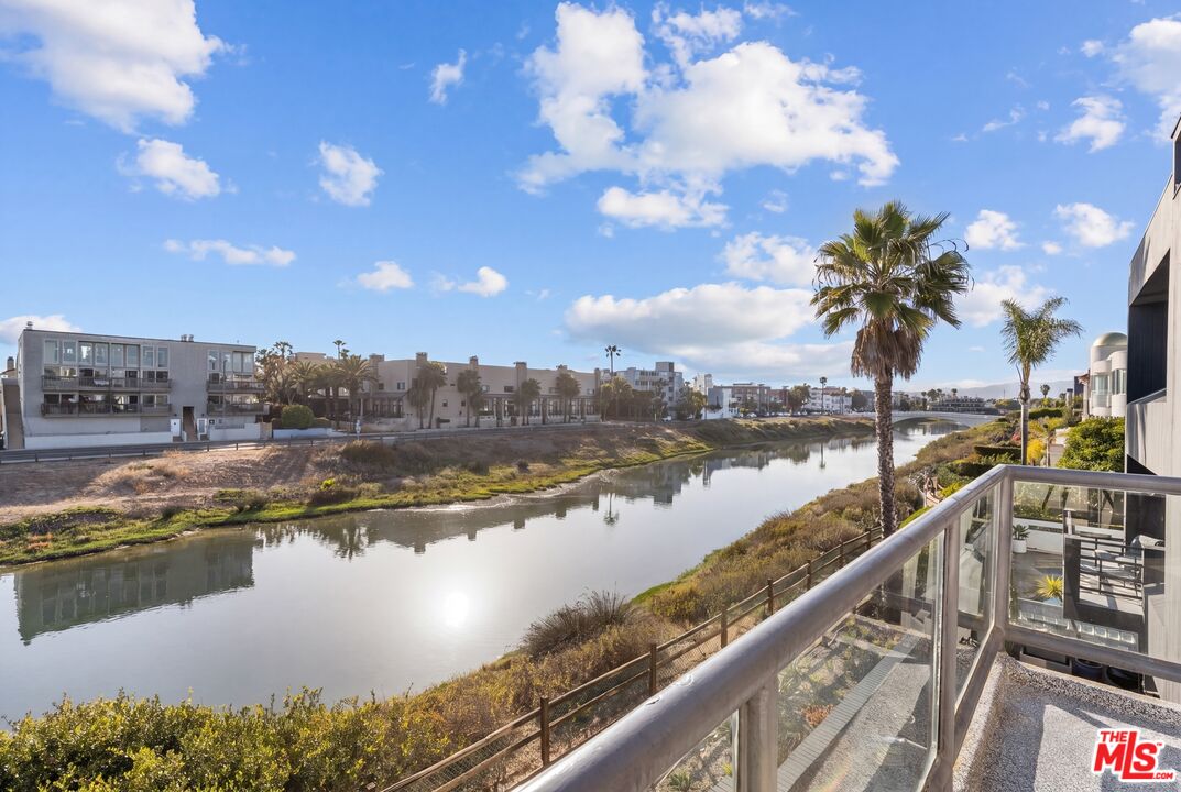 4611 Roma Court Marina del Rey, CA 90292 - Photo 19 of 32 a view of lake
