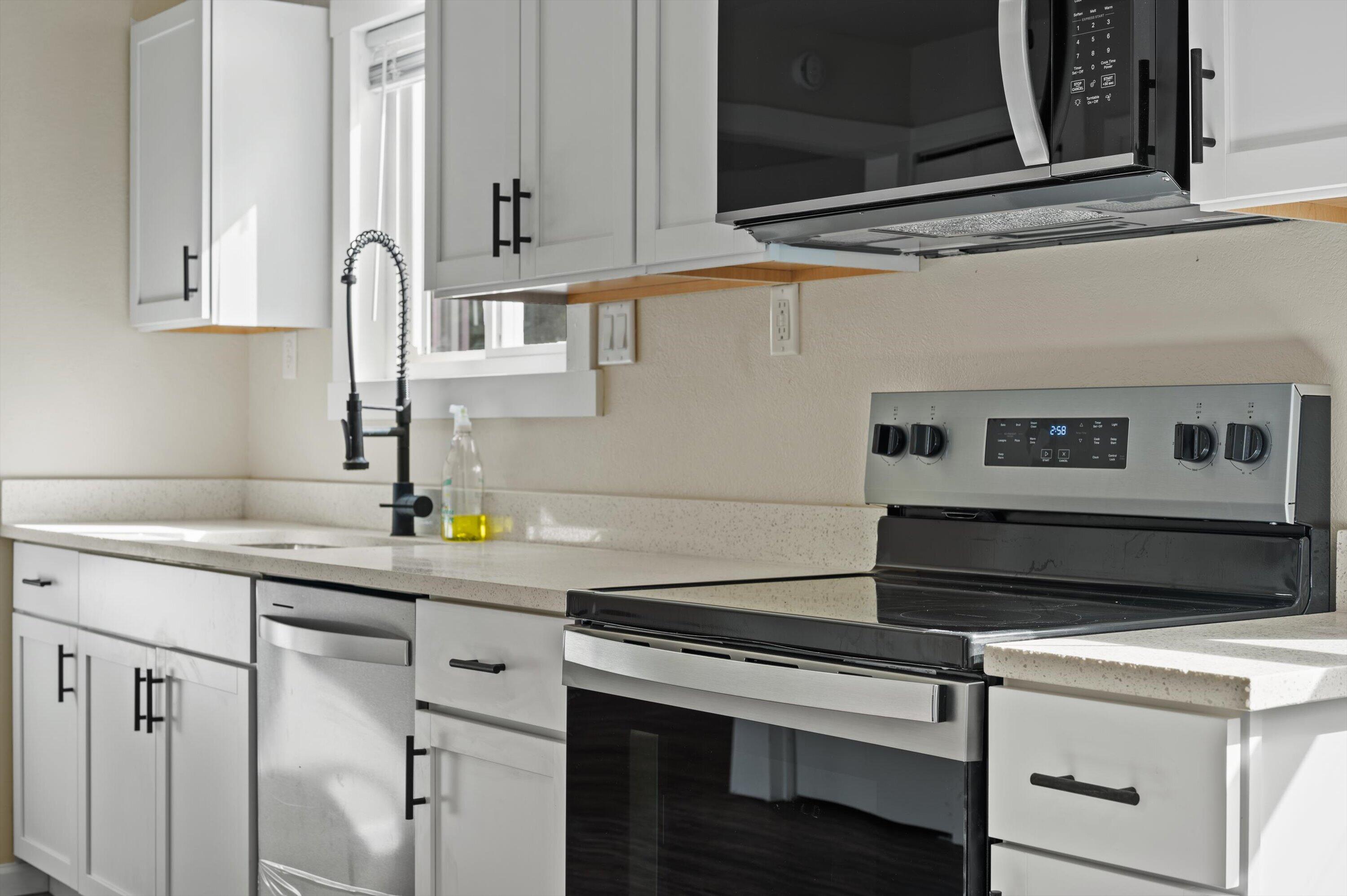 5375 North 64th Street Milwaukee, WI 53218 - Photo 17 of 23 22-Z62_5790