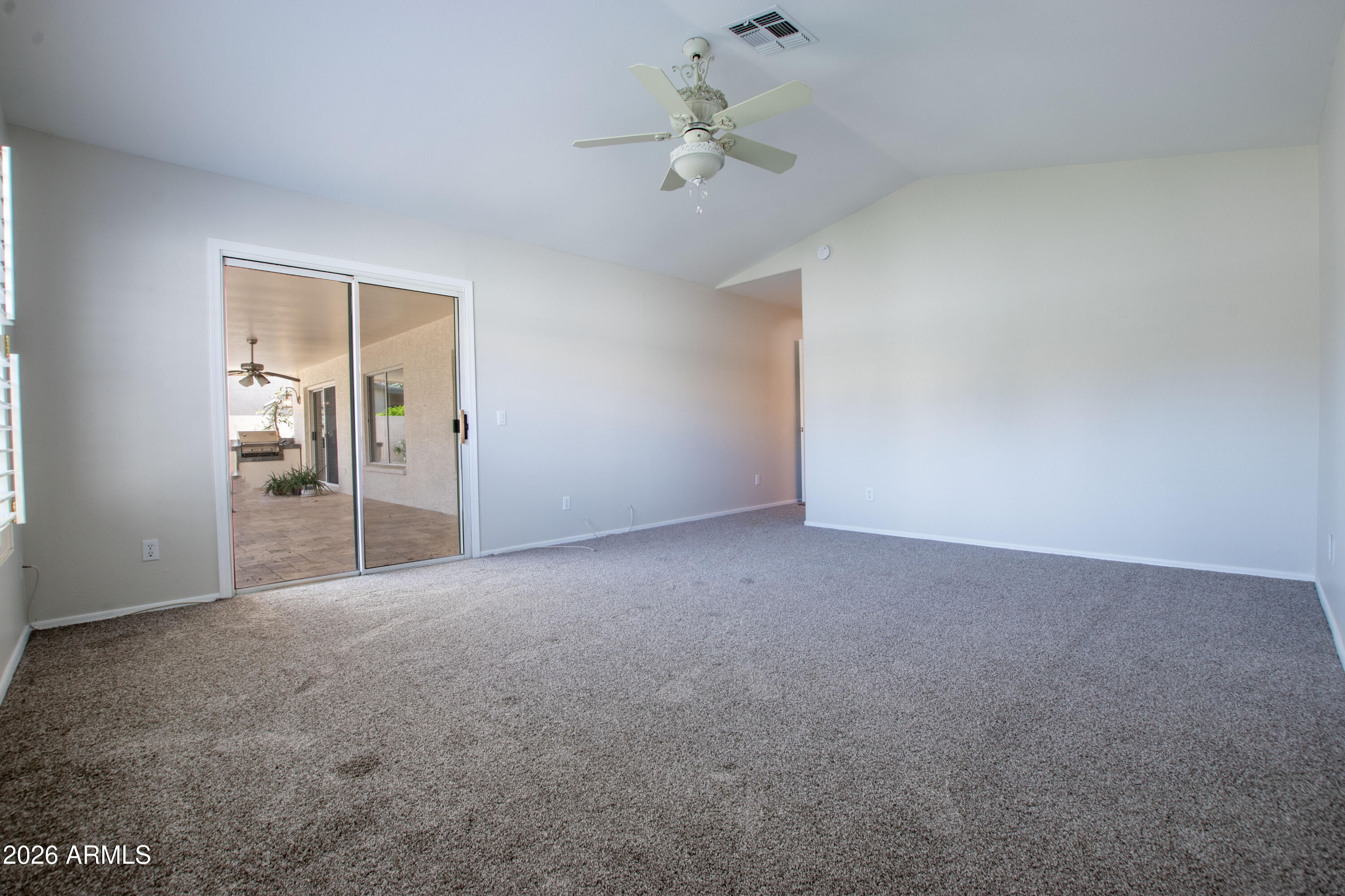 15644 Piccadilly Road Goodyear, AZ 85395 - Photo 32 of 61