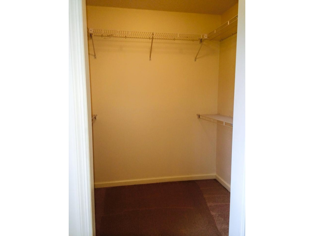 654 Fox Meadow Road, Unit 654 Elizabethton, TN 37643 - Photo 14 of 18 Photo 14