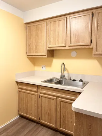 $97,500 | 22039 East 11 Mile Road, Unit 20, St. Clair Shores, MI 48081