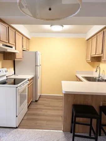 $97,500 | 22039 East 11 Mile Road, Unit 20, St. Clair Shores, MI 48081