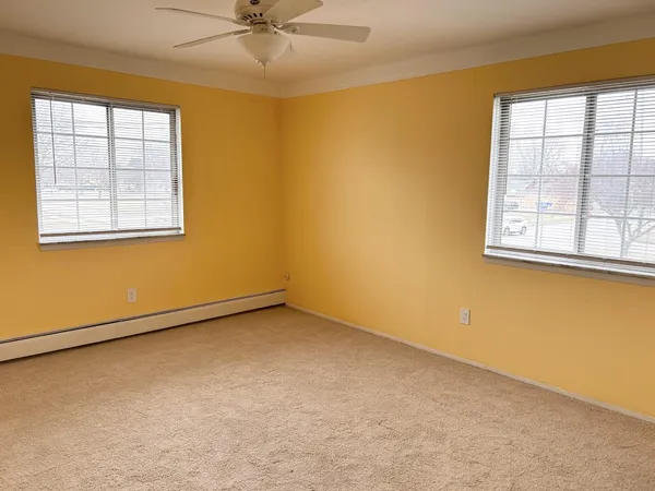 $97,500 | 22039 East 11 Mile Road, Unit 20, St. Clair Shores, MI 48081