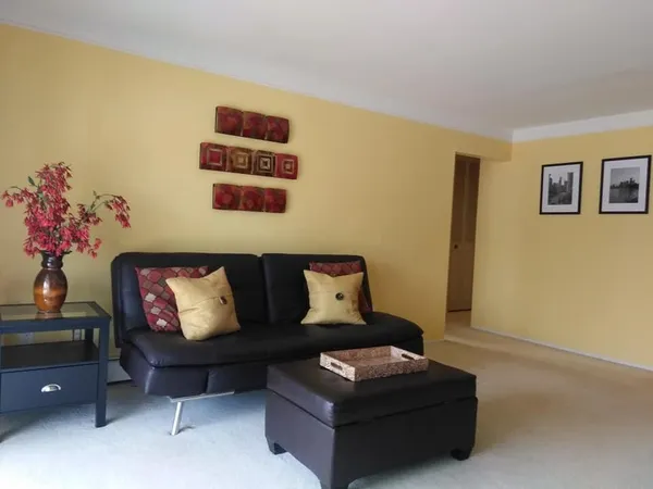 $97,500 | 22039 East 11 Mile Road, Unit 20, St. Clair Shores, MI 48081