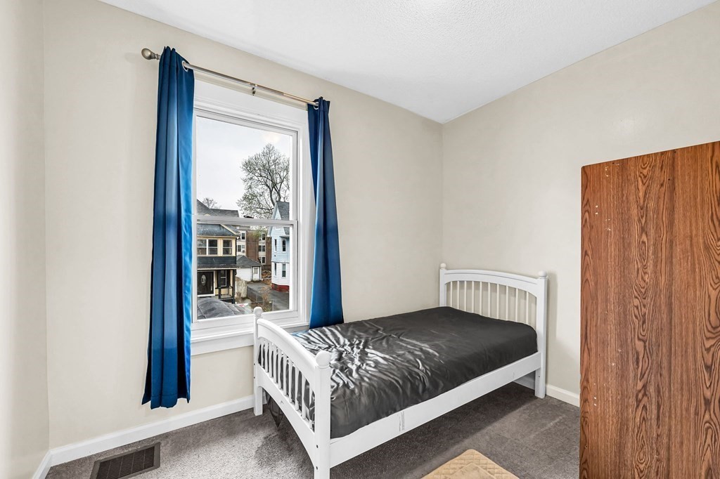 75 Montrose Street Springfield, MA 01109 - Photo 24 of 42 Gallery Image 24