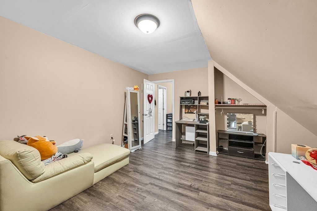 75 Montrose Street Springfield, MA 01109 - Photo 34 of 42 Gallery Image 34