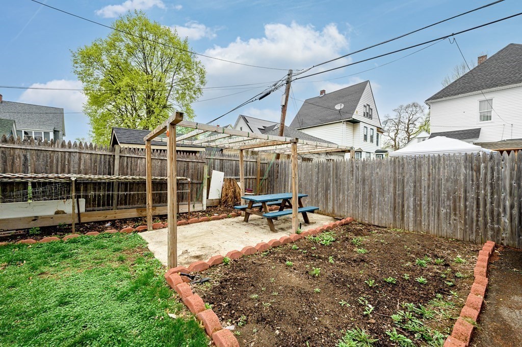 75 Montrose Street Springfield, MA 01109 - Photo 38 of 42 Gallery Image 38