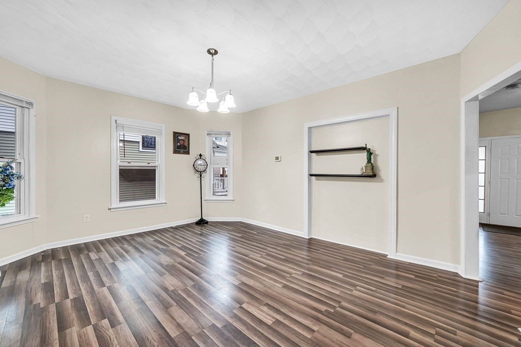 75 Montrose Street Springfield, MA 01109 - Photo 7 of 42 Gallery Image 7