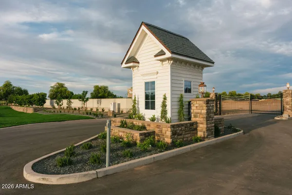 $735,000 | 18454 East Via Del Vinedo, Unit 2, Queen Creek, AZ 85142