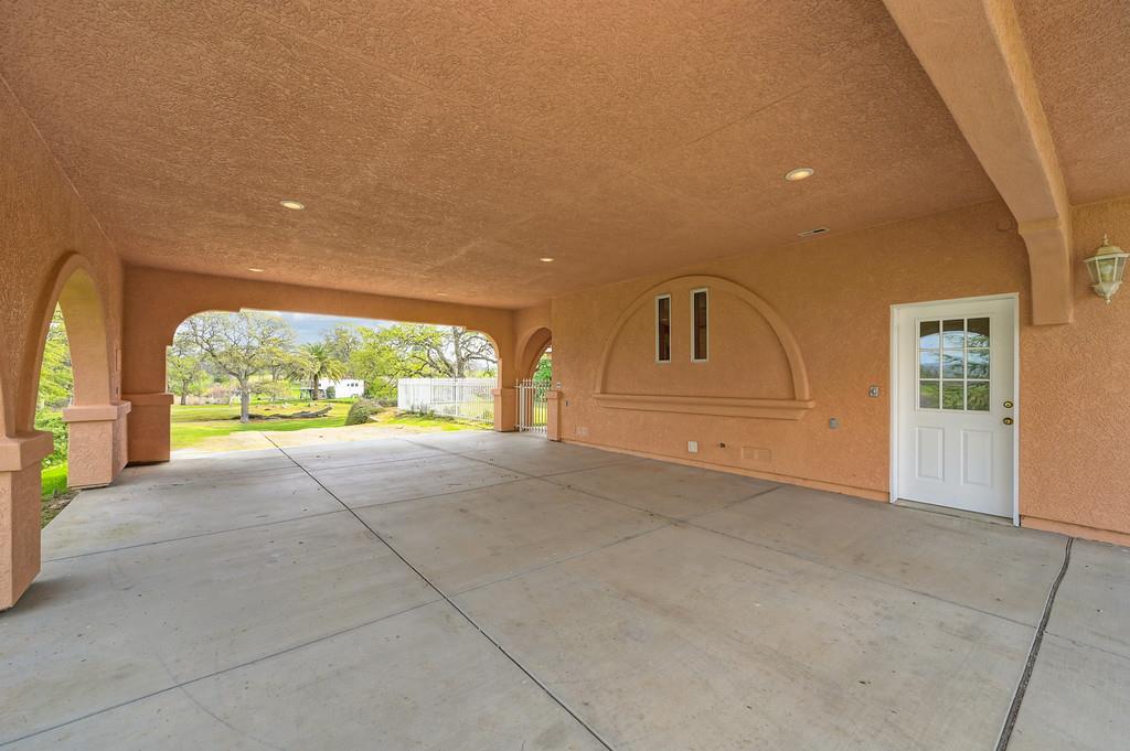 7730 McCourtney Road Lincoln, CA 95648 - Photo 56 of 99 a view of an empty room with a window
