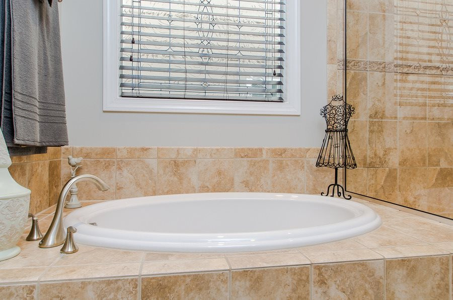 1407 Van Page Boulevard Raleigh, NC 27607 - Photo 15 of 25 Master Bath/Spa