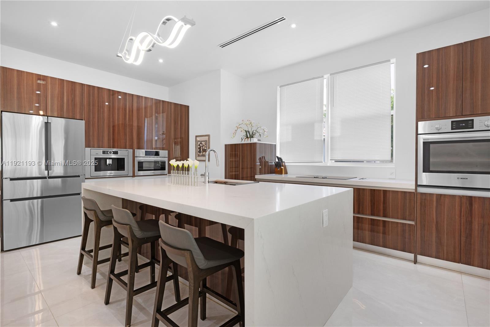 2420 Southwest 24th Street Miami, FL 33145 - Photo 23 of 53